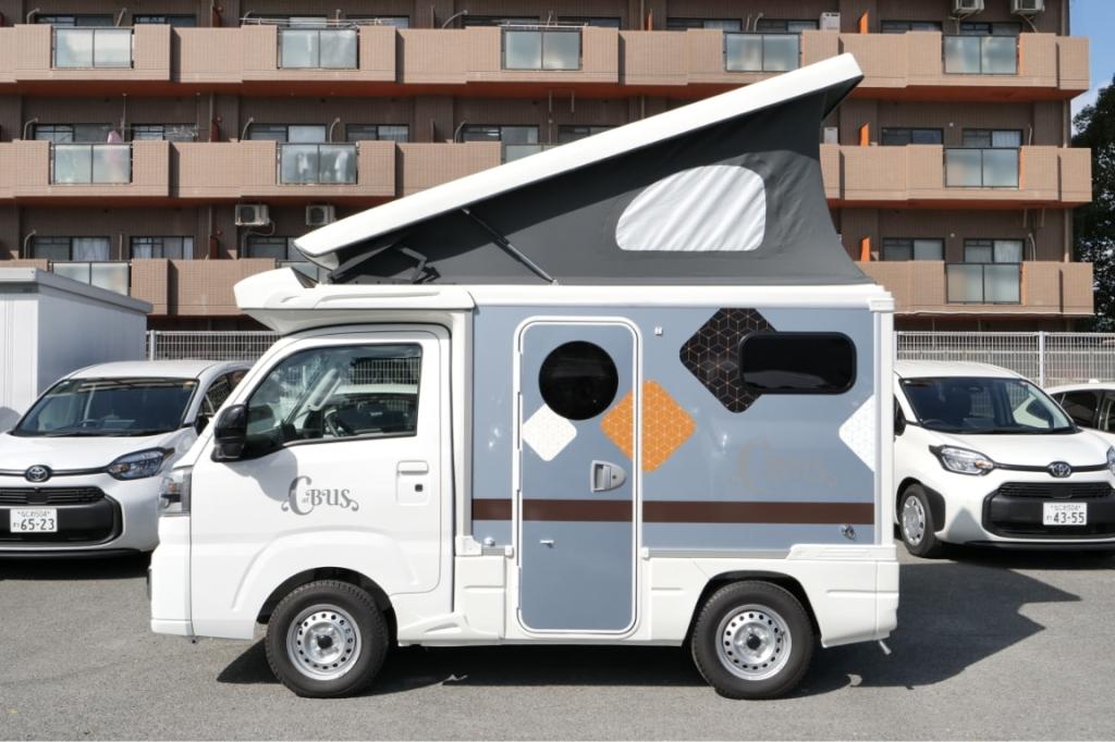 ポップアップテントサイド