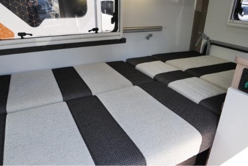 ダイネットベッド